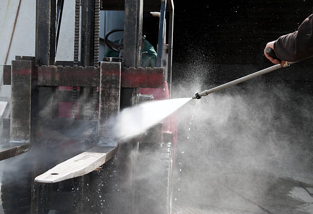 Best Machinery and Equipment Cleaning  in Haubstadt, IN